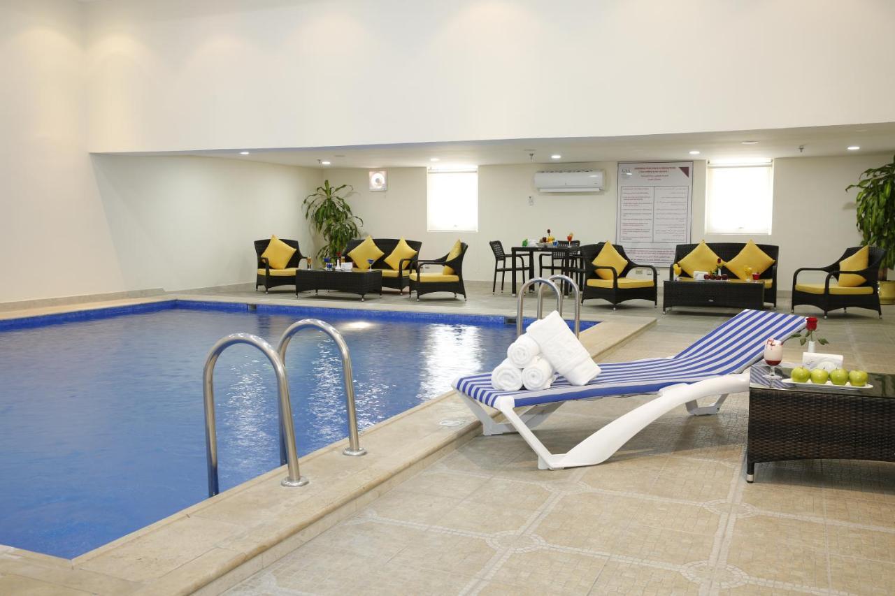 Warwick Al Jubail Hotel Exterior photo
